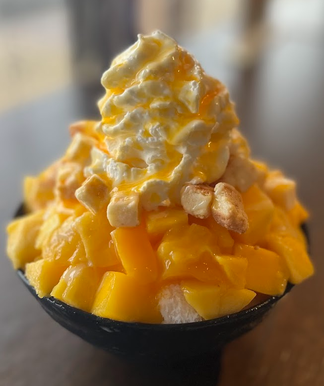 Mango Cheese Cake / Tiramisu Bingsu 1 - Best Ramen in Jacksonville